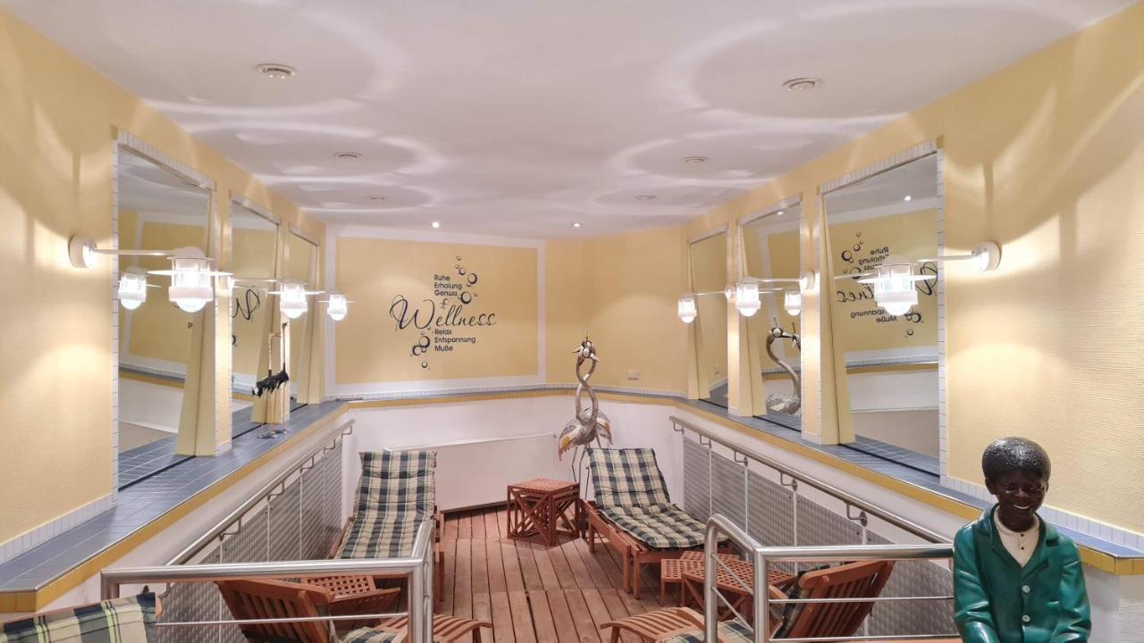 Waldbreitbach Hotel Zur Post מראה חיצוני תמונה