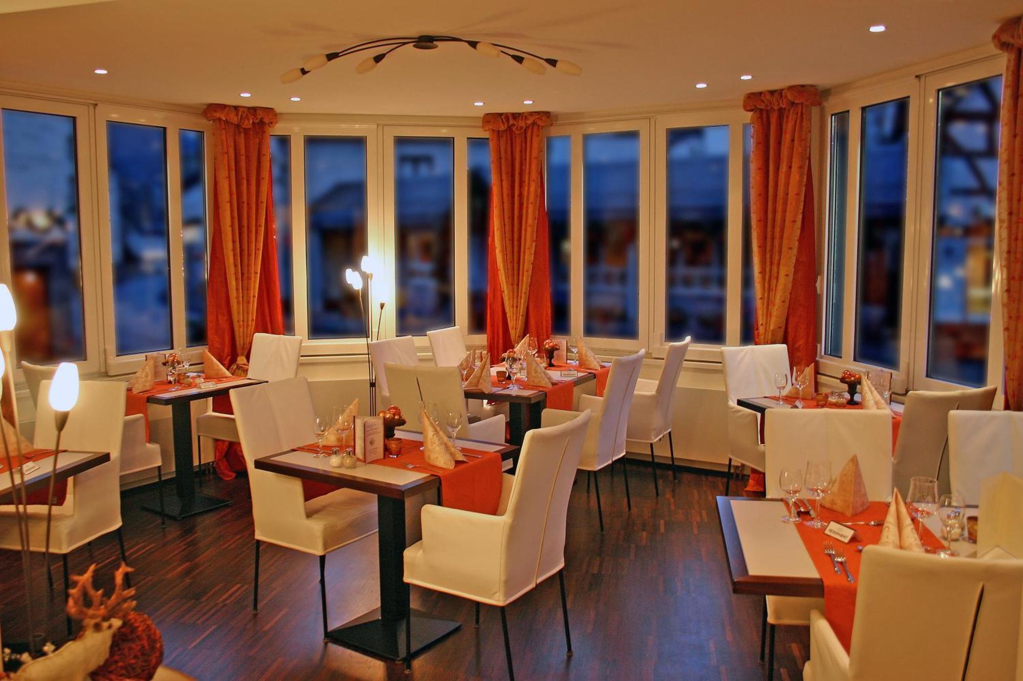 Waldbreitbach Hotel Zur Post מראה חיצוני תמונה